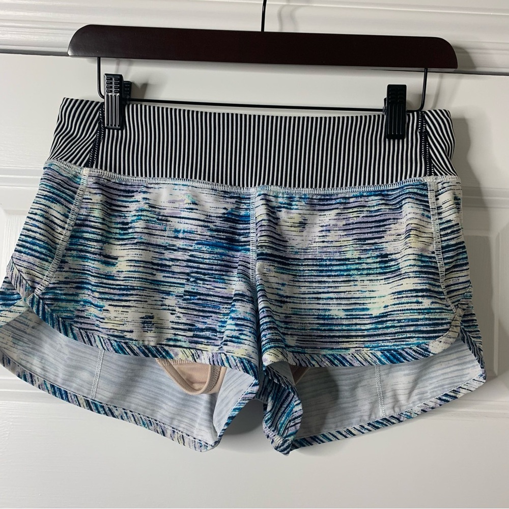 Lululemon Women's Speed Short Blue Patterned Shorts Size 4